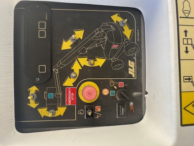 Sold - Scissor Lift - View 2